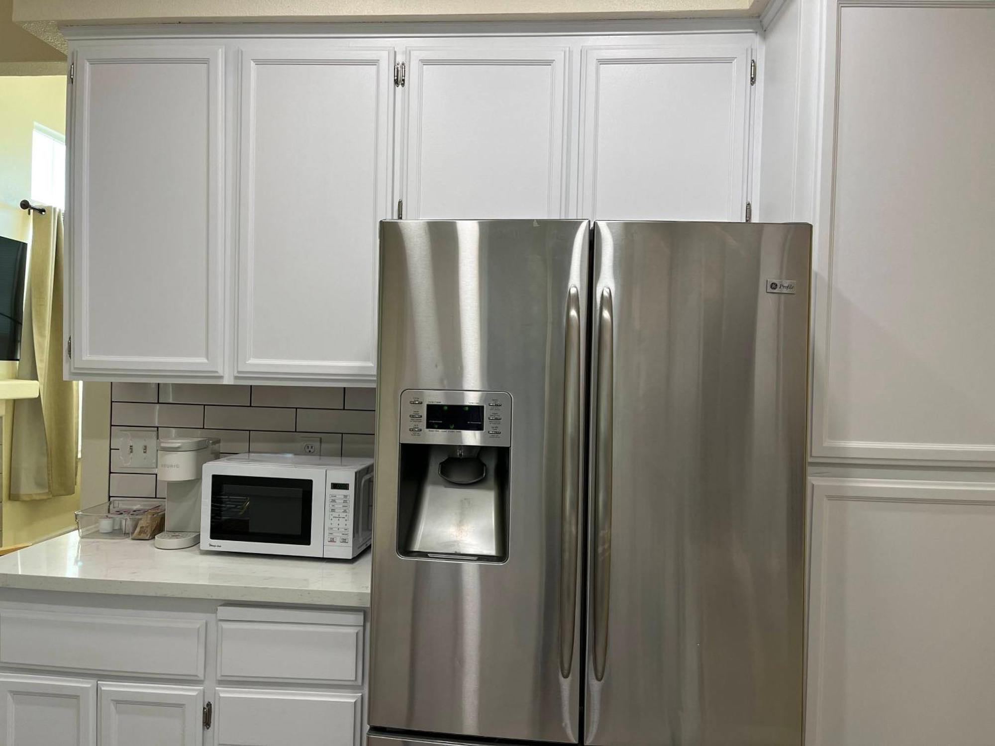 Holiday home Remodeled 3b2b Bright House With A King *